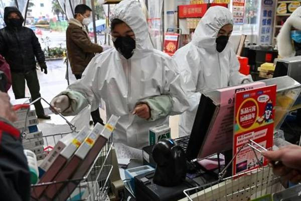 Chồng tử vong, vợ nguy kịch vì uống thuốc sốt rét phòng Covid-19 Chong tu vong, vo nguy kich vi uong thuoc sot ret phong Covid-19