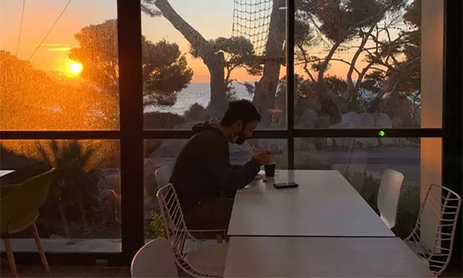 Cách đây không lâu, thế giới cũng xôn xao trước việc Pháp đưa những người Pháp sơ tán về từ Trung Quốc được cách ly tại một địa điểm nghỉ dưỡng. Thời điểm đó, những người này phải cách ly trong 14 ngày tại khu nghỉ dưỡng Club Vacanciel ở Carry-le-Rouet. Những người được sơ tán về từ Trung Quốc được tự do đi lại bên trong khuôn viên nhưng phải đeo khẩu trang và không được phép rời khỏi đây.