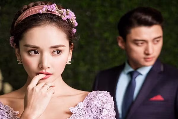 Nua nam theo co giao ngheo, thieu gia nhan cai ket khong the te hon