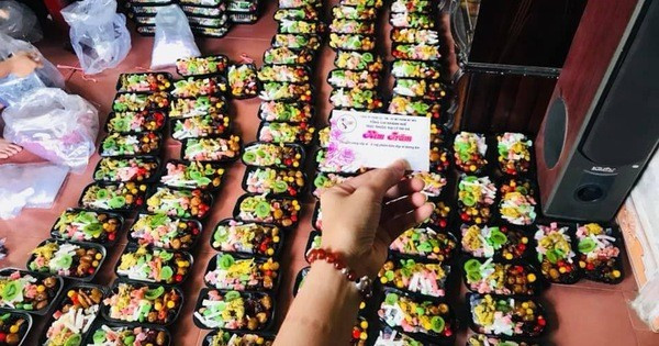 Rung minh nhung hop mut Tet muon danh handmade de thoi gia cao-Hinh-3