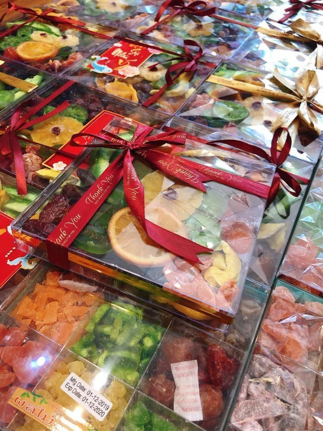 Rung minh nhung hop mut Tet muon danh handmade de thoi gia cao