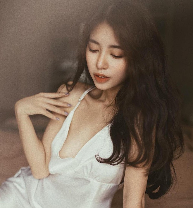 Dù không hoạt động nghệ thuật, Mẫn Tiên vẫn thu hút lượng lớn người theo dõi trên trang cá nhân. Cô cùng Quỳnh Anh Shyn, An Japan là bộ 3 bạn thân được nhiều người yêu mến.