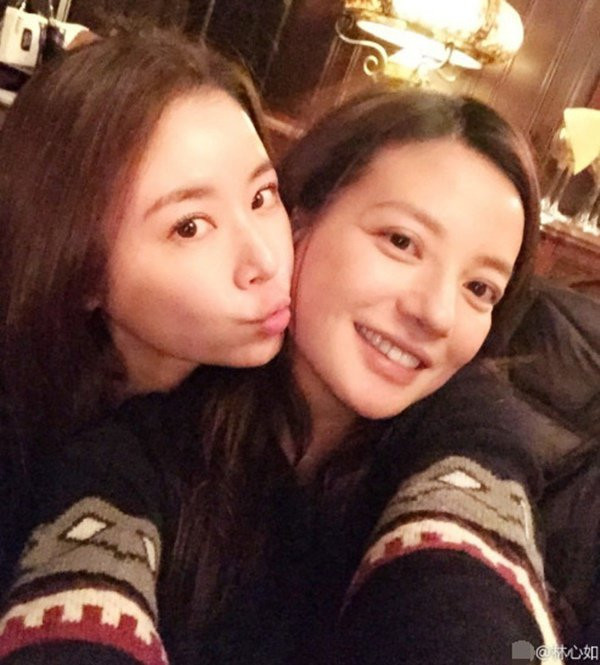 Trieu Vy dap tra tin 