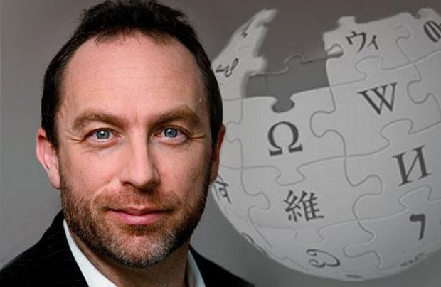 Jimmy Wales, người sáng lập Wikipedia, đồng thời cũng được biết đến là người rất tích cực trả lời các câu hỏi trên trang Quora. Trong một lần phản hồi trên mạng xã hội này, ông có nhắc đến chiếc Samsung Galaxy S5 của mình. Lần gần nhất, giữa năm 2018, ông cho biết đã cập nhật lên dòng Samsung Galaxy S7.