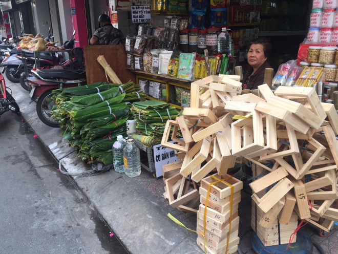 Nguoi ban la dong nga ba Ong Ta lo e khach vi gia thit heo