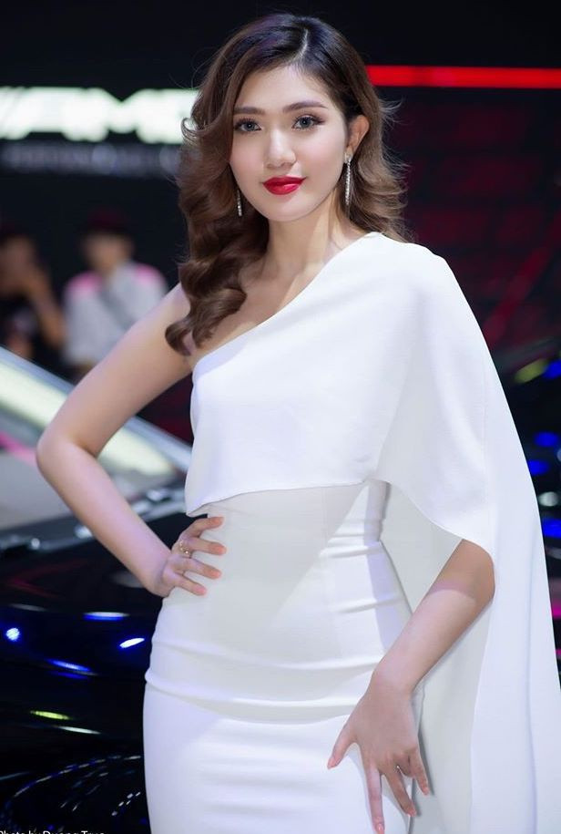 Trong các hoa hậu Việt Nam, Hồng Đào thần tượng nhất hoa hậu H'Hen Niê. Nữ sinh cho hay hoa hậu Hoàn vũ Việt Nam 2017 là người giản dị mộc mạc, có tấm lòng nhân ái, và luôn lan toả sự tích cực đến mọi người.