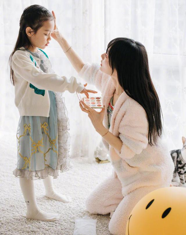 Bi len an du doi vi 'cam sung' Gia Nai Luong, Ly Tieu Lo hien song ra sao?-Hinh-4