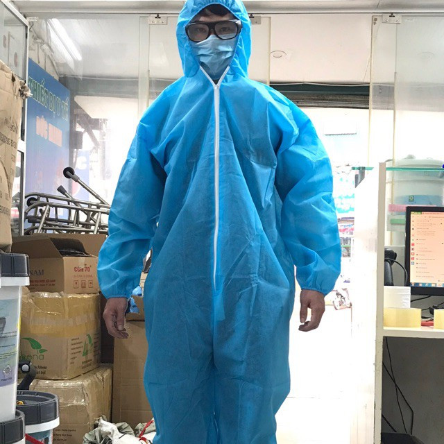 Thời trang ế ẩm, shop và hãng thời trang chuyển sang bán đồ chống dịch Thoi trang e am, shop va hang thoi trang chuyen sang ban do chong dich