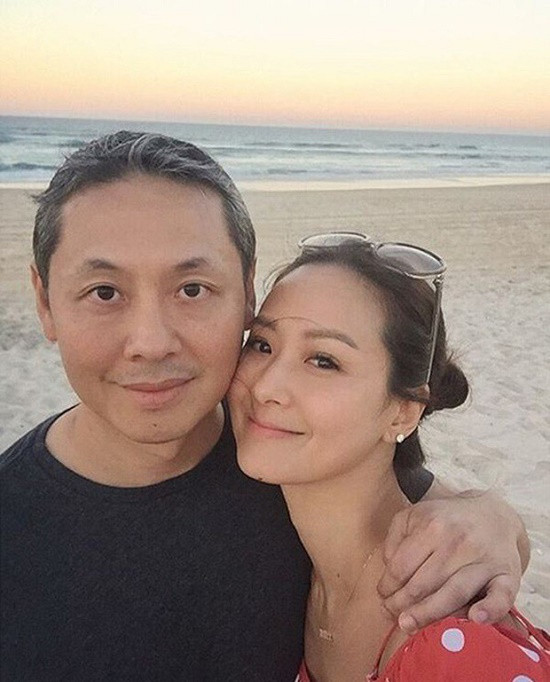 Mặc dù rất thích chia sẻ ảnh bản thân lên mạng xã hội, Tôn Vân Vân lại khá kín đáo về chuyện hôn nhân hay gia đình. Cuộc sống hôn nhân của tiểu thư Đài Loan và ông xã được đánh giá là khá giản dị, không màu mè, xa hoa. Thi thoảng, cả hai vẫn dành thời gian đi du lịch, nghỉ dưỡng cùng nhau để hâm nóng tình cảm.