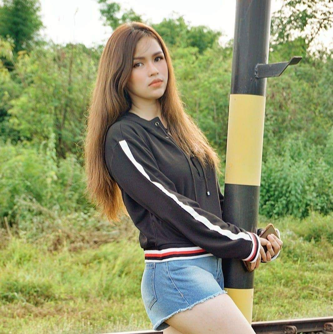 Nhan sac nhu sieu mau cua chu tich CLB Lao League-Hinh-6