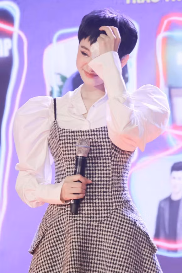 Moi khong gap mot thoi gian, guong mat Hien Ho da la hoac-Hinh-2