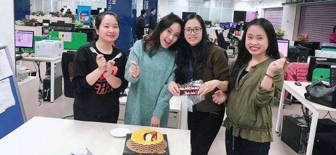 Nhan sắc đời thực trẻ trung bất ngờ của BTV Hoài Anh ở tuổi 40 Nhan sac doi thuc tre trung bat ngo cua BTV Hoai Anh o tuoi 40