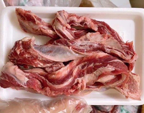 Thuc hu de suon bo sieu re chi 75.000 dong/kg ban tran lan-Hinh-2