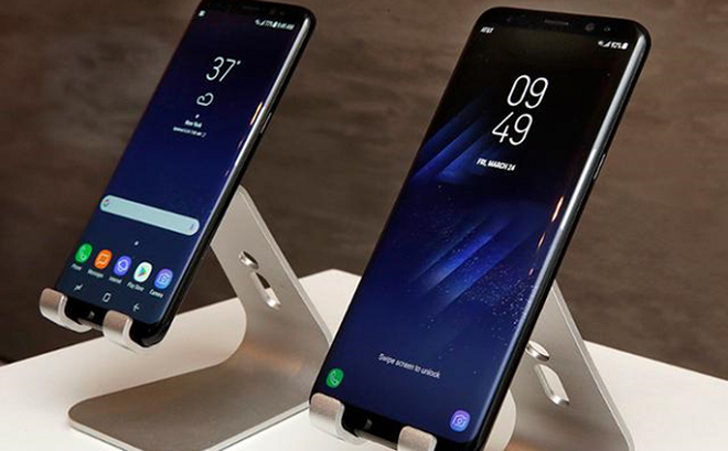 4 vi tri nguy hiem khong nen dat dien thoai nhieu nguoi van lam