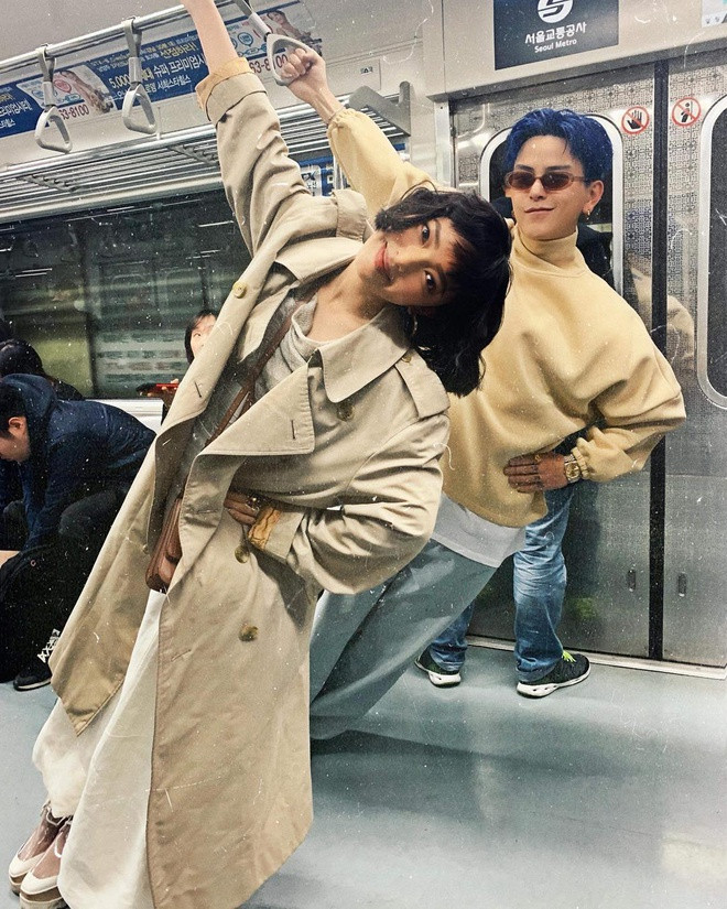 Ngày 11/1, trên trang cá nhân, Châu Bùi đăng tấm ảnh chụp cùng nửa kia và viết: "Quãng đường phía trước có thể không còn cùng nhau đồng hành nhưng đích đến thì vẫn luôn là như vậy. Sống tốt, làm việc chăm chỉ và hỗ trợ nhau bất cứ lúc nào". Đây được coi như lời khẳng định rằng đôi trẻ đã chia tay sau thời gian dài gắn bó. 2 tháng trở lại đây, hot girl 9X cũng thường xuất hiện ở sự kiện một mình, đi du lịch riêng và không đăng ảnh tình cảm với bạn trai.