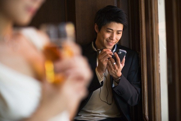 Chồng có "vợ hai" vì tin lời thầy bói mong phất về hậu vận Chong co