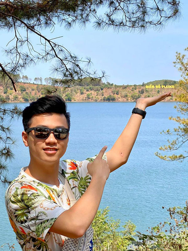 Me khoe anh nhung con trai moi la nguoi duoc chu y-Hinh-4