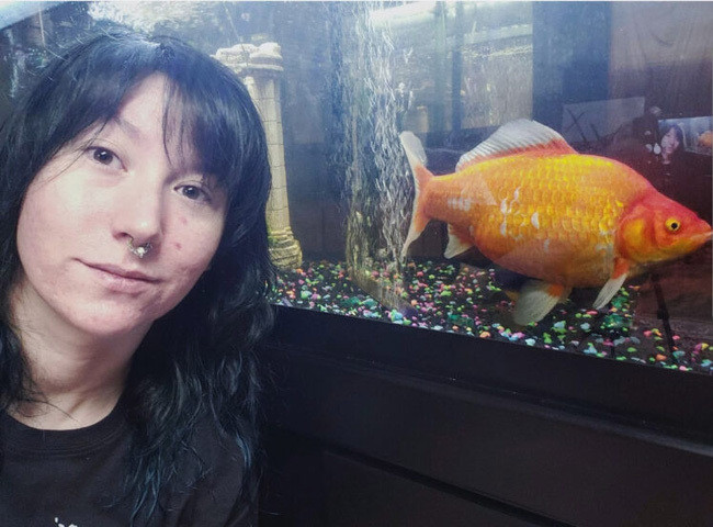 Mua ca canh ve ta hoa khi thay ca an sach be