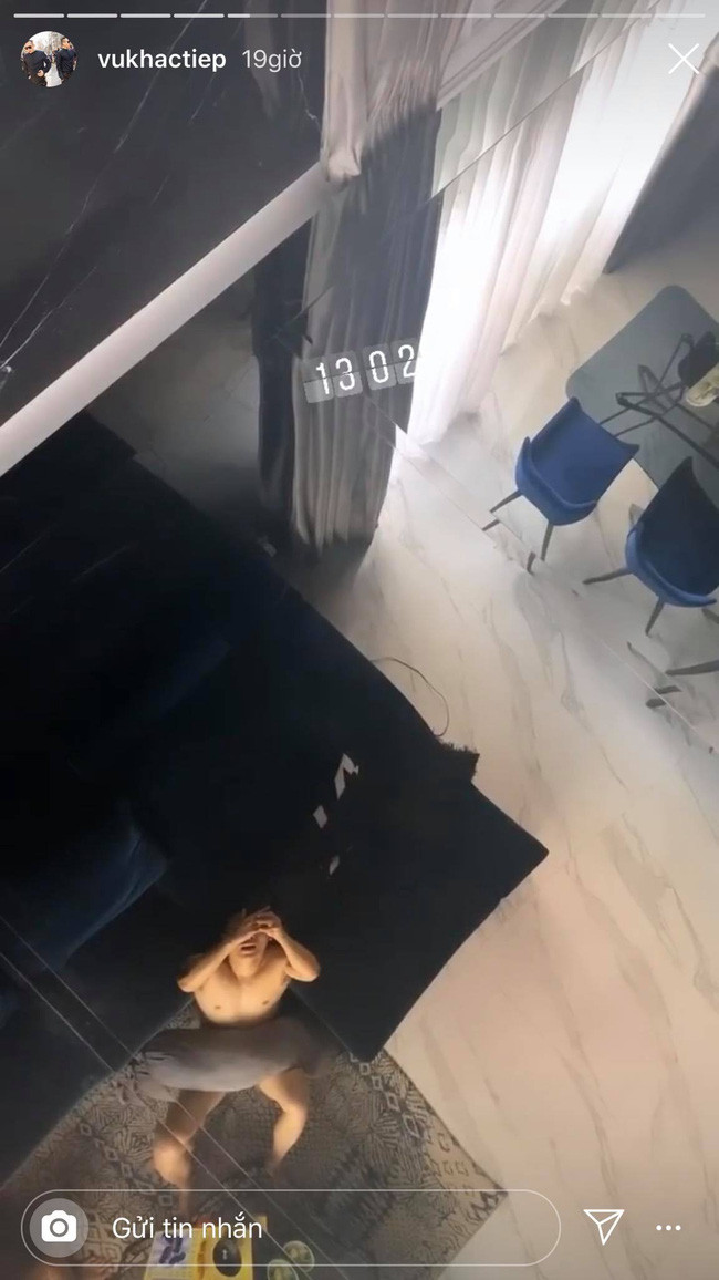 Vu Khac Tiep than tho 'them' di cafe, khoe buc anh ban nude-Hinh-4