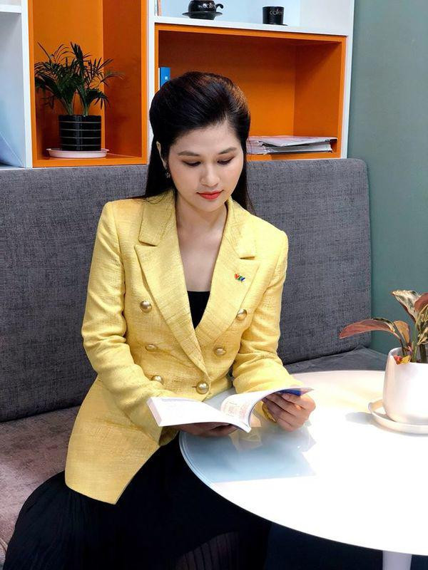 Nu BTV 8X ngoai doi thuong mac sanh dieu bat ngo-Hinh-2