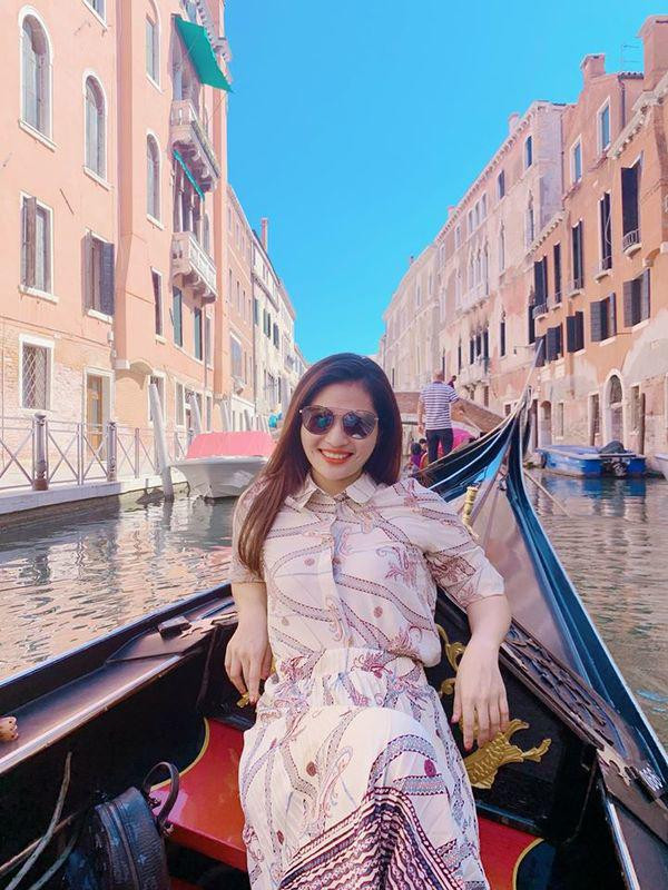 Nu BTV 8X ngoai doi thuong mac sanh dieu bat ngo-Hinh-4