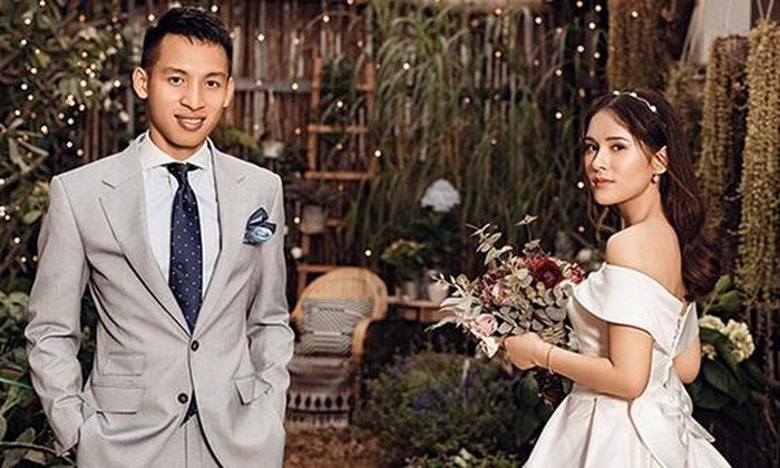 Sao bong da Viet Nam cung ket co hau voi nang tho cua minh-Hinh-2