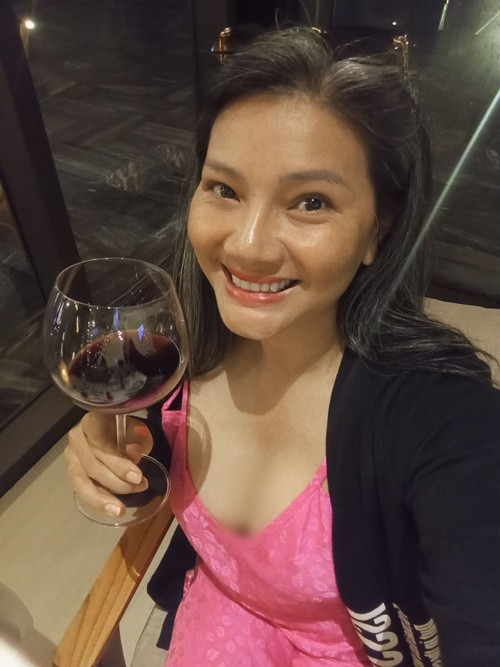 Gần đây, bà mẹ 3 con thường xuyên ăn mặc trễ nải.