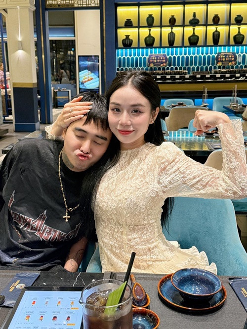 Hồi tháng 2/2025, rapper Đạt G cho biết, anh đang xin ý kiến gia đình hai bên về thời gian tổ chức đám cưới với Bảo Ngọc. Ảnh: FB Bảo Ngọc.