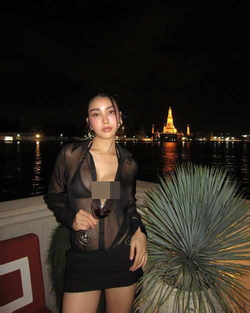 Theo Người Đưa Tin, Angela Ploy mang 4 dòng máu: Việt, Lào, Thái Lan và Đức. Ảnh: Instagram Angela Ploy.