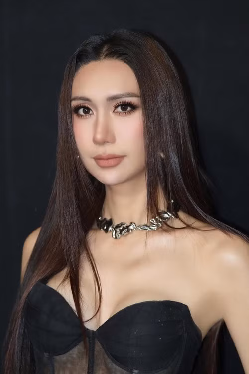 Lynk Lee phẫu thuật chuyển giới vào năm 2018. Ảnh: FB Lynk Lee.