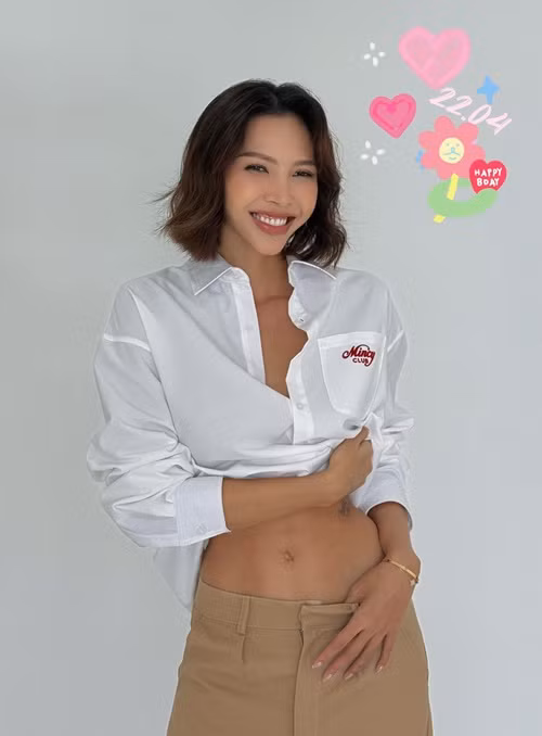 Nữ người mẫu không ít lần mặc táo bạo.