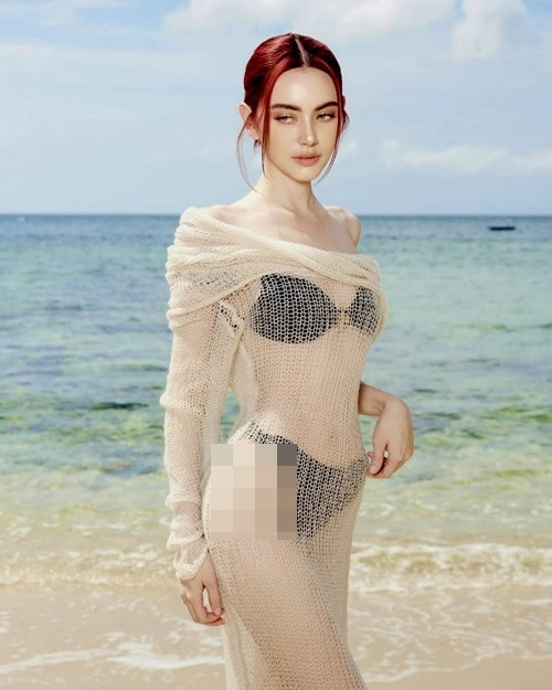 Mỹ nhân mang hai dòng máu Thái Lan và Bỉ sở hữu thân hình gợi cảm với vòng eo 55cm. Ảnh: Instagram Mai Davika.