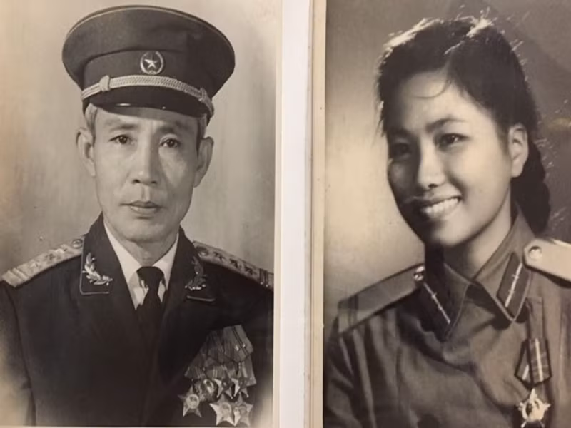 Bà nội của Chi Pu cũng là quân nhân. Ảnh: FB Chi Pu.