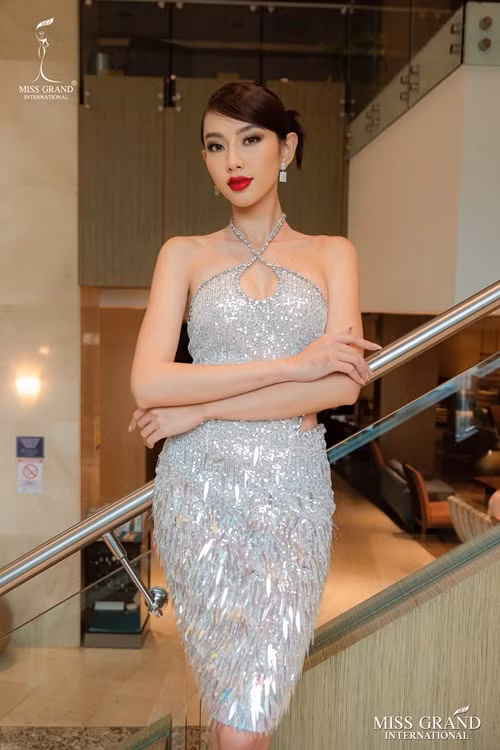 Sau thông tin bị xử phạt, Thùy Tiên chưa lộ diện. Mới nhất, cô khóa fanpage chính thức có hơn 2,7 triệu người theo dõi và tài khoản TikTok có hơn 5,5 triệu người theo dõi. Ảnh: FB Thùy Tiên.