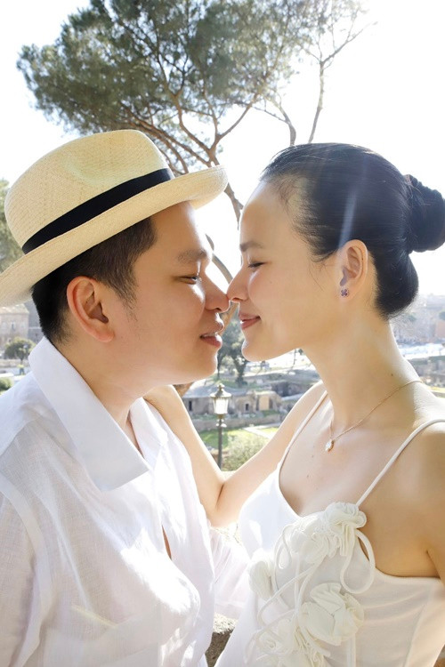 Nhiều người khen ngợi Tuyết Lan đẹp mặn mà khi mang bầu.