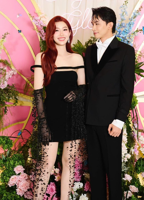 Thúy Ngân và Võ Cảnh trở nên thân thiết sau khi đóng chung phim 7 năm chưa cưới sẽ chia tay. Ảnh: FB Thúy Ngân.