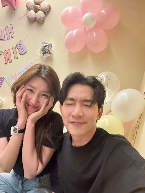 Thúy Ngân liên tục đón sinh nhật bên Võ Cảnh. Ảnh: FB Thúy Ngân.