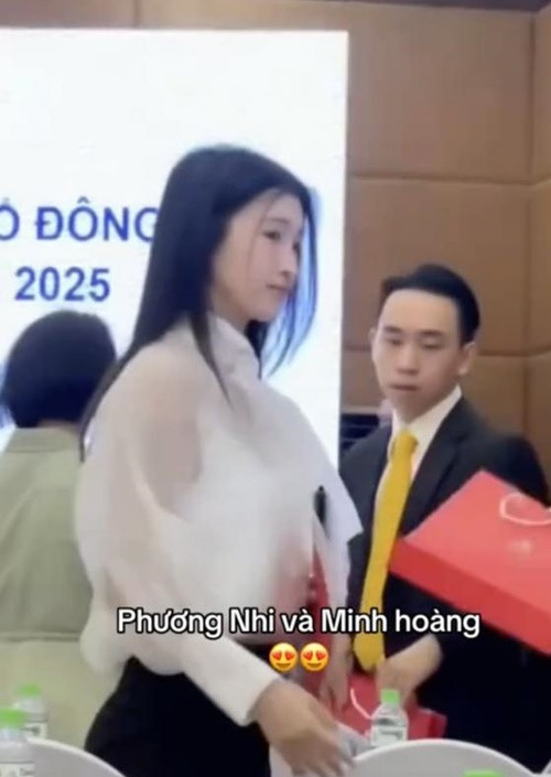 Theo Znews, Á hậu Phương Nhi và chồng thiếu gia xuất hiện tại một cuộc họp ngày 24/4. Ảnh: Thương Hiệu Pháp Luật.