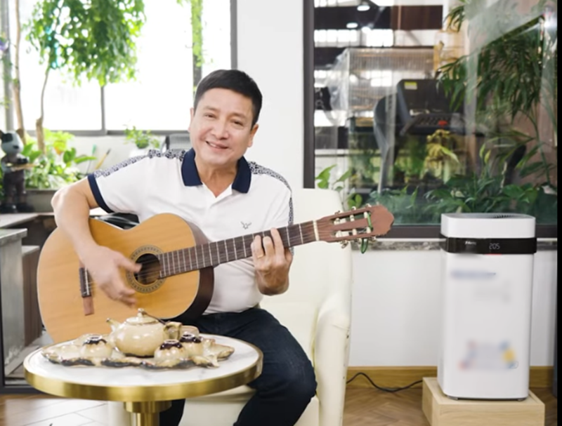 Nam nghệ sĩ hài đăng tải không ít hình ảnh đời thường của bản thân trên trang cá nhân.