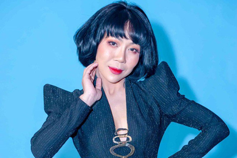 Liên quan đến bài viết của MC Trác Thúy Miêu, Sở Thông tin và Truyền thông TPHCM ban hành quyết định xử phạt nữ MC 7,5 triệu đồng vì hành vi đăng tải thông tin trên mạng xã hội có nội dung sai phạm, gây ảnh hưởng tới công tác hỗ trợ phòng, chống dịch COVID-19 tại TPHCM. Ảnh: Vietnamnet.