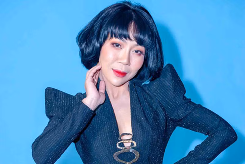 Liên quan đến bài viết của MC Trác Thúy Miêu, Sở Thông tin và Truyền thông TPHCM ban hành quyết định xử phạt nữ MC 7,5 triệu đồng vì hành vi đăng tải thông tin trên mạng xã hội có nội dung sai phạm, gây ảnh hưởng tới công tác hỗ trợ phòng, chống dịch COVID-19 tại TPHCM. Ảnh: Vietnamnet.