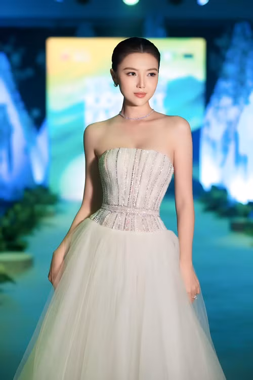 Vài năm trở lại đây, Ngọc Duyên im hơi lặng tiếng. Ảnh: FB Ngọc Duyên.