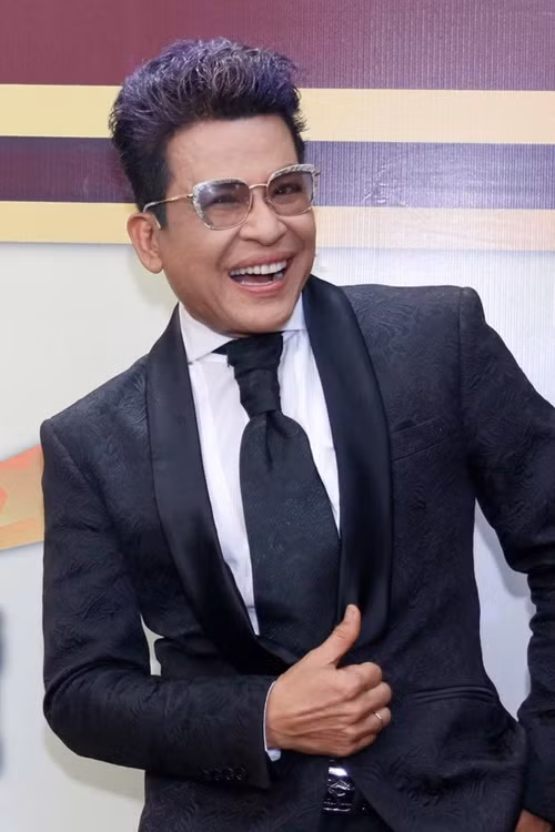 Thanh Bạch luôn chăm chút vẻ ngoài khi xuất hiện. Ảnh: Tiền Phong.