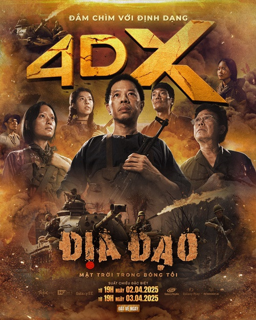 Phim Địa đạo: Mặt trời trong bóng tối lấy bối cảnh tại chiến trường xã Bình An Đông, huyện Củ Chi vào những năm 1967. Thời điểm đó, chiến trường bị dội bom, địch càn quét liên tục nhưng các chiến sĩ du kích là người con đất Củ Chi vẫn bám trụ lại nơi đây để làm nhiệm vụ. Bảy Theo - người chỉ huy của 21 du kích gồm toàn thanh niên là nhân vật chính của phim. Ảnh: Fanpage phim Địa đạo: Mặt trời trong bóng tối.