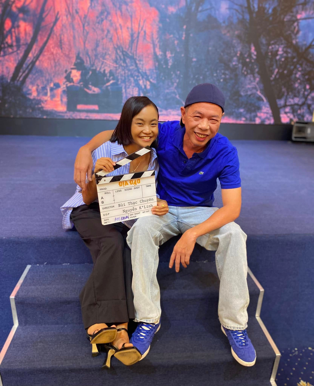 Khánh Ly và Thái Hòa trở nên thân thiết sau khi đóng vai bố con trong phim Địa đạo: Mặt trời trong bóng tối.