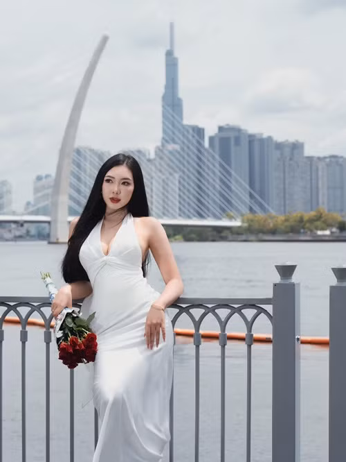 Trước Hoa hậu Việt Nam 2024, phong cách thời trang của Ngọc Ánh khá táo bạo.