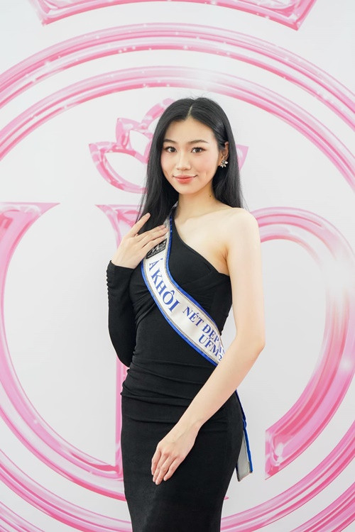 Chia sẻ trên Gia Đình Xã Hội, Huyền Cơ cho biết, Hoa hậu Việt Nam 2024 không chỉ đơn thuần là một sân chơi sắc đẹp, mà còn là cơ hội để cô khám phá và phát triển bản thân một cách toàn diện.