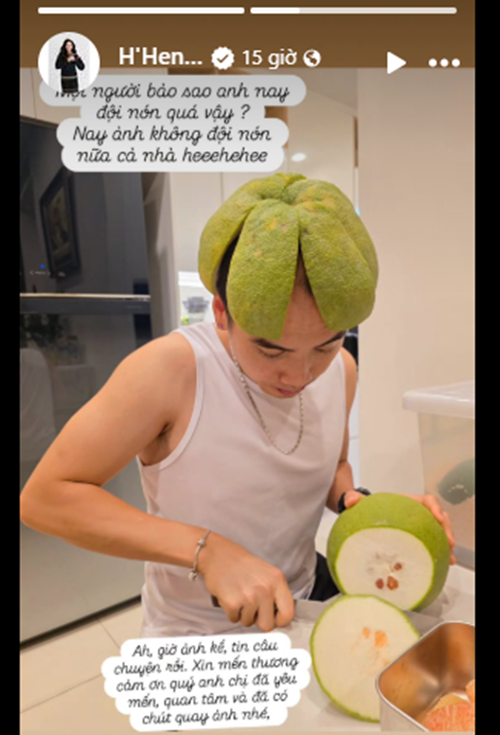 H’hen Niê - Tuấn Khôi đang là cặp đôi lầy lội nhất showbiz Việt. Trên trang cá nhân, cả hai liên tục đăng ảnh "dìm hàng" đối phương. Ảnh: FB H'hen Niê.