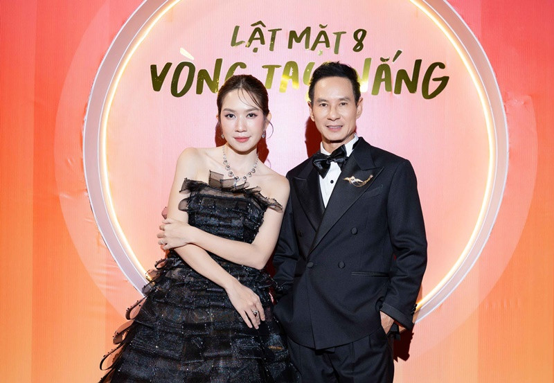 Nam đạo diễn nói thêm: “Bất kỳ ai cũng có một gia đình với rất nhiều phiên bản không giống nhau. Người thì được gia đình ủng hộ, người thì không được ủng hộ, rồi còn rất nhiều tình huống khác. Nhưng sự hy sinh của người cha lúc nào cũng rất thầm lặng, có những cái rất khác với sự hy sinh của người mẹ. Chính vì lẽ đó mà Lý Hải tin rằng sẽ rất dễ “chạm” với tất cả khán giả xem phim dù là ở thế hệ nào”.