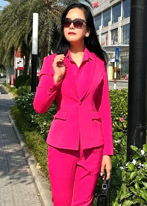 Nữ diễn viên cho biết, mỗi độ tuổi đều có nét đẹp riêng của người phụ nữ, hãy trân quý và lưu giữ từng khoảnh khắc. Ảnh: FB Thu Quế.